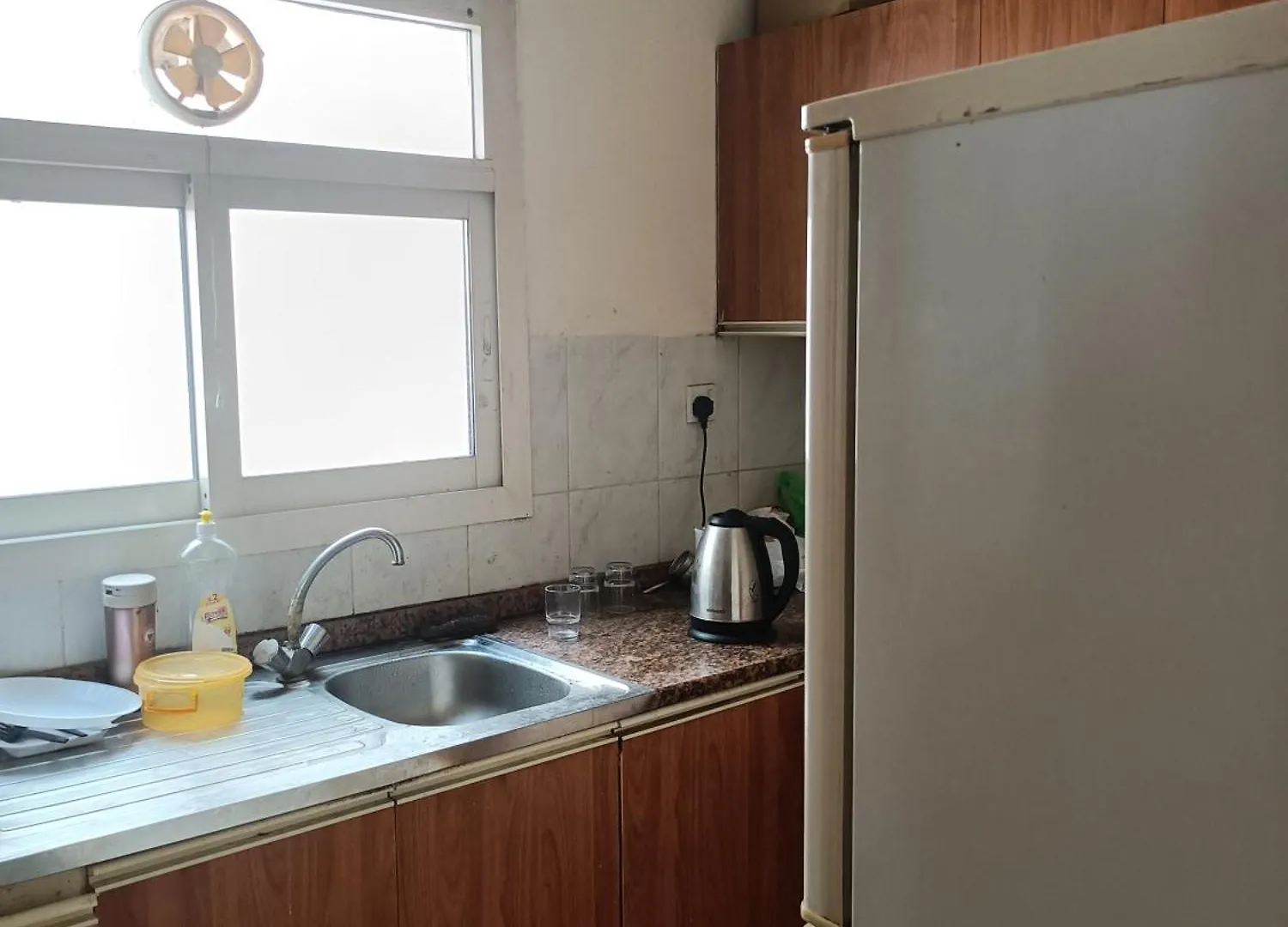 Omar Hostel Vacation Dubai United Arab Emirates